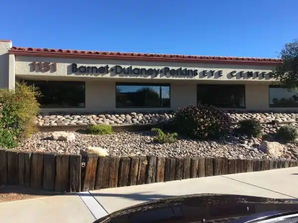 Exterior photo of our Barnet Dulaney Perkins Eye Center building in Green Valley, AZ.